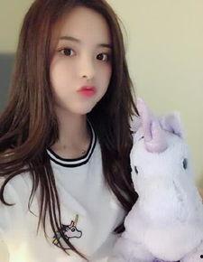 娱乐吃瓜酱女生回消息,揭秘娱乐圈幕后故事，畅谈八卦趣闻